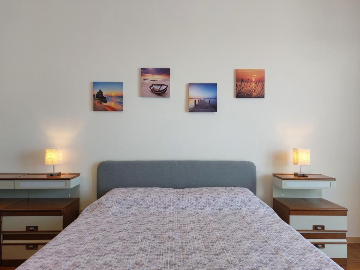 Maremare, Really On The Beach, With Private Parking Savona Bagian luar foto