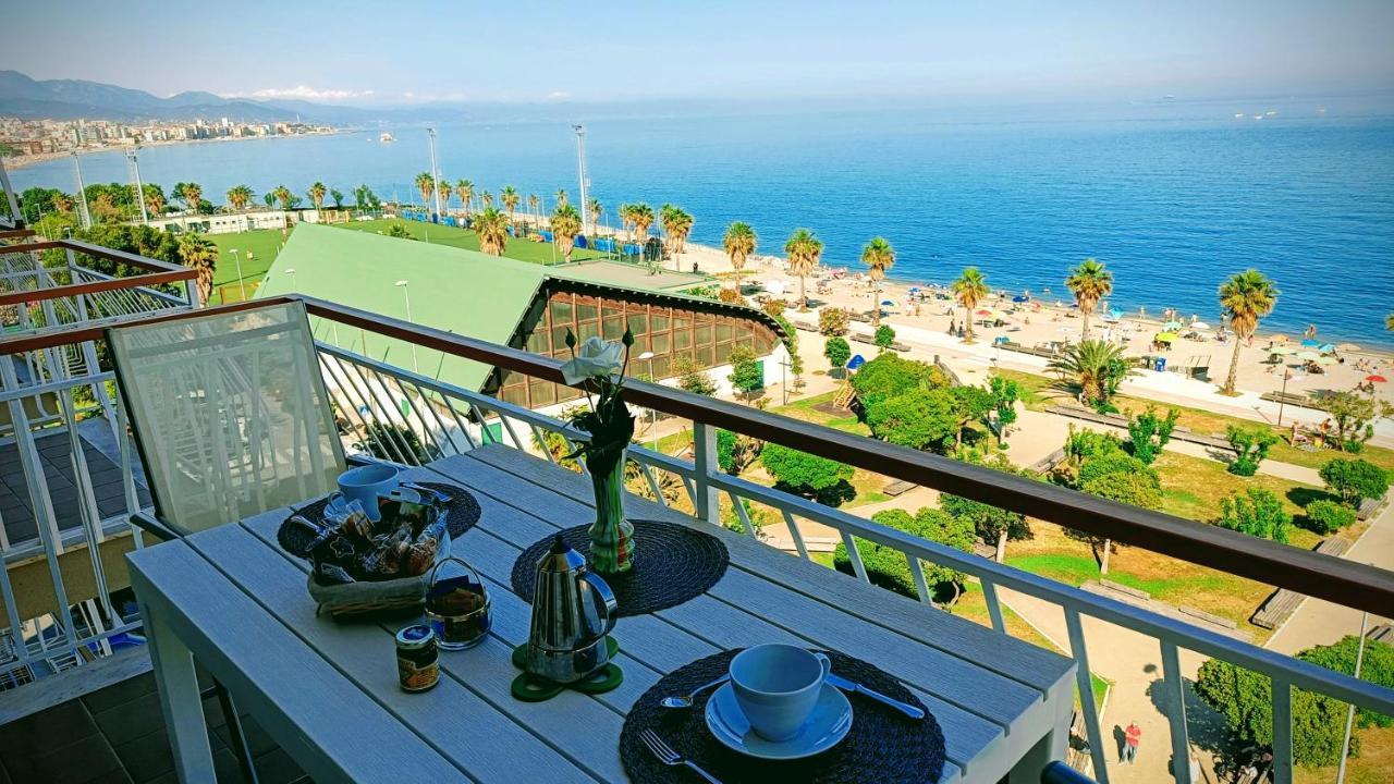 Maremare, Really On The Beach, With Private Parking Savona Bagian luar foto